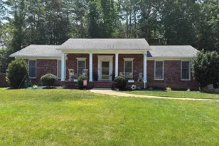 213 Briarwood Dr, Belton, SC 29627 - Photo 1