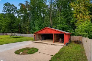 213 Briarwood Dr, Belton, SC 29627 - Photo 41