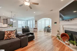 201 Tyrian Dr, Greenville, SC 29607 - Photo 21