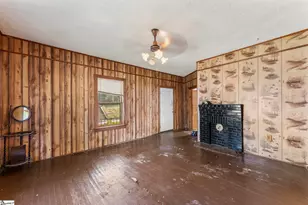 425 Pennsylvania Ave, Greer, SC 29650 - Photo 5