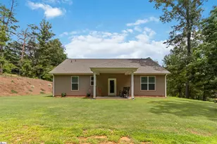 136 N Forest Cir, Marietta, SC 29661 - Photo 3