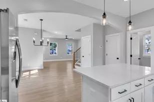 202 A W Wilburn Ave, Greenville, SC 29611 - Photo 9