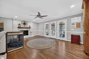 402 Eastcrest Dr, Simpsonville, SC 29681 - Photo 11