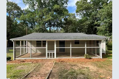 210 Washborn Avenue, Pendleton, SC 29670 - Photo 3