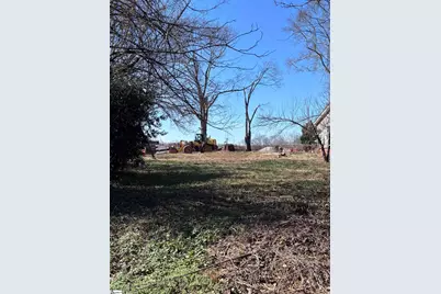 212 Lester Avenue, Greenville, SC 29617 - Photo 1