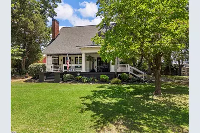 409 N Howard Avenue, Landrum, SC 29356 - Photo 1