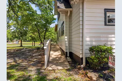 409 N Howard Avenue, Landrum, SC 29356 - Photo 33