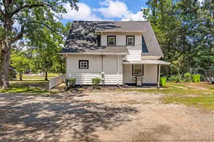 409 N Howard Ave, Landrum, SC 29356 - Photo 35