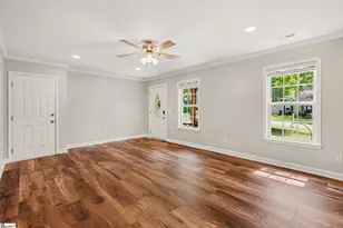 106 Lilly St, Simpsonville, SC 29681 - Photo 5