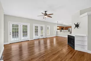 748 N Elm Ave, Landrum, SC 29356 - Photo 17