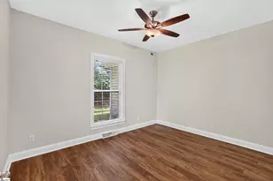 748 N Elm Ave, Landrum, SC 29356 - Photo 31
