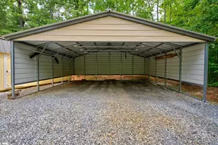 748 N Elm Ave, Landrum, SC 29356 - Photo 25