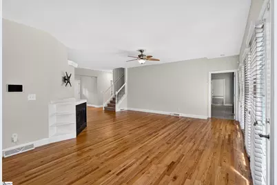 748 N Elm Avenue, Landrum, SC 29356 - Photo 27