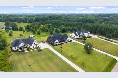 3392 Fairview Road, Fountain Inn, SC 29644 - Photo 5