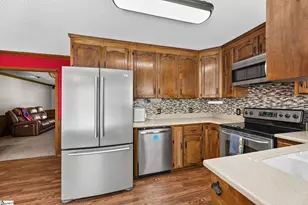 351 Knickerbocker Estate Dr, Fountain Inn, SC 29644 - Photo 15