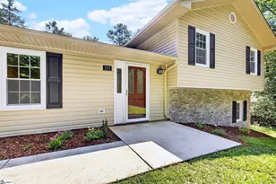 515 Hartwell Dr, Seneca, SC 29672 - Photo 3