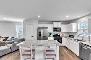 411 Sidney Wilson Rd, Greenville, SC 29605 - Photo 11