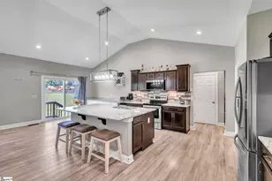 488 Pearson Rd, Greer, SC 29651 - Photo 7