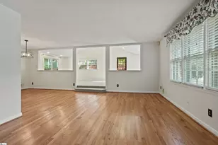 295 Fairlane Dr, Spartanburg, SC 29307 - Photo 3
