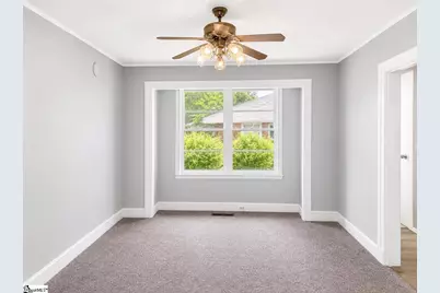 111 Bethune Street, Greenwood, SC 29646 - Photo 9