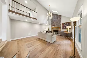 414 Phillips Ln, Greer, SC 29650 - Photo 5