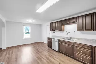 400 Fowler Rd, Simpsonville, SC 29681 - Photo 13