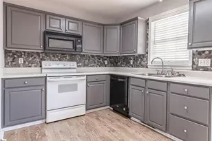301 Stallion Rd, Greenville, SC 29617 - Photo 17