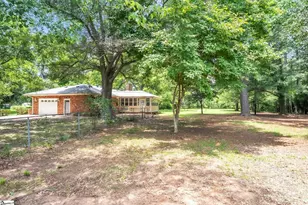 201 Calhoun Rd, Belton, SC 29627 - Photo 5