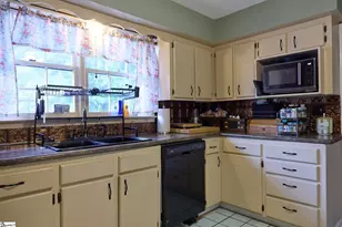 406 S 2nd St, Easley, SC 29640 - Photo 7
