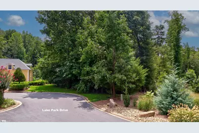 168 Lake Park Drive, Spartanburg, SC 29301 - Photo 9