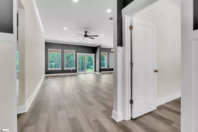 206 Coker Road, Greenwood, SC 29649 - Photo 7