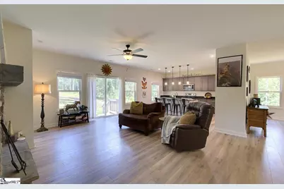 54 Lakeview Road, Fountain Inn, SC 29644 - Photo 13