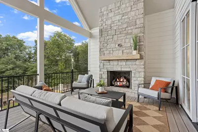 210 W Mountainview Avenue, Greenville, SC 29609 - Photo 11