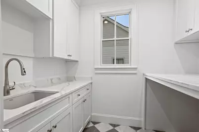 210 W Mountainview Avenue, Greenville, SC 29609 - Photo 37