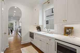 210 W Mountainview Ave, Greenville, SC 29609 - Photo 17