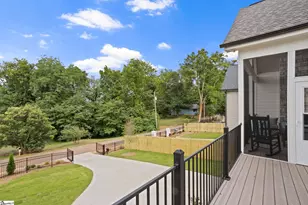 210 W Mountainview Ave, Greenville, SC 29609 - Photo 19