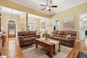 540 Stewart Hill Ct, Taylors, SC 29687 - Photo 5