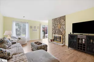 426 Sparrow Hawk Ct, Greer, SC 29650 - Photo 3