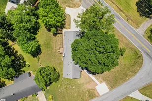 2 Melbourne Ln, Greenville, SC 29615 - Photo 39
