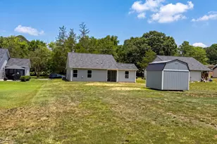 180 Old Airport Rd, Chesnee, SC 29323 - Photo 17