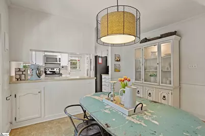 113 Forestdale Drive, Taylors, SC 29687 - Photo 5
