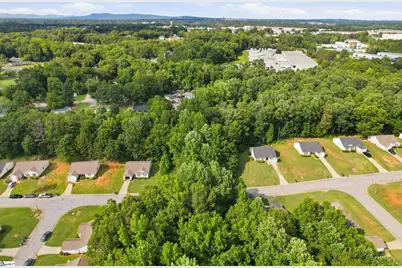 105 Cypress Cove Court, Greenville, SC 29611 - Photo 5