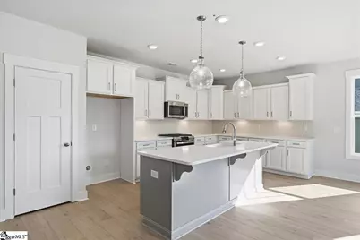 229 Summerall Lane, Seneca, SC 29678 - Photo 5
