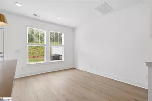 28 Shoemaker Rd, Greenville, SC 29617 - Photo 11