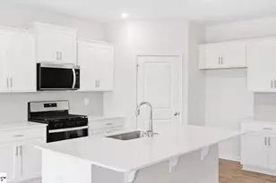 2160 Springview Ct, Boiling Springs, SC 29316 - Photo 13