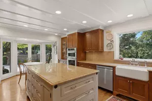 112 E Round Hill Rd, Greenville, SC 29617 - Photo 15