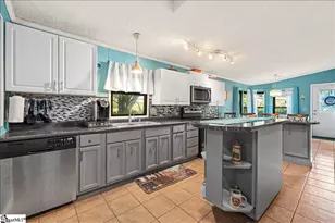 414 S Cove Rd, Seneca, SC 29672 - Photo 15