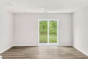 127 Lazzon Rd, Moore, SC 29369 - Photo 5