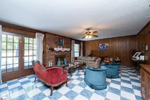 120 Waterloo Cir, Greer, SC 29650 - Photo 13