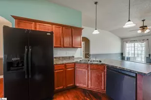 837 Dove Creek Ct, Boiling Springs, SC 29316 - Photo 11
